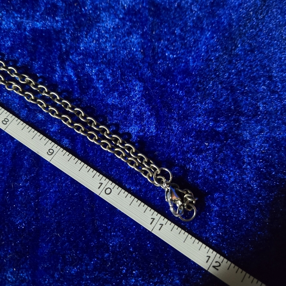 Handcrafted Rolled Necklace - Picture 3 of 5